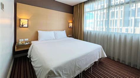 st giles hotel makati|ST GILES MAKATI HOTEL .